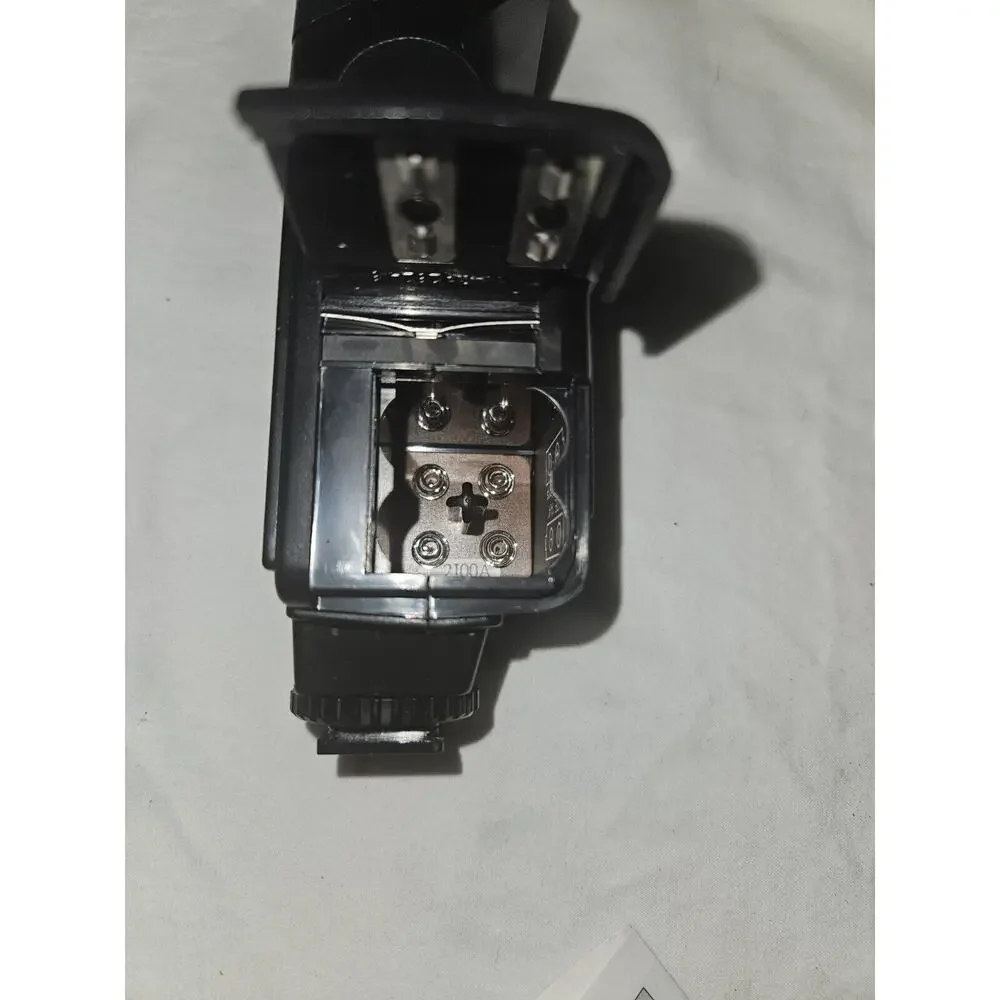 SUNPAK Auto 2000DZ Electronic Flash Unit Thyristor Multidedicated